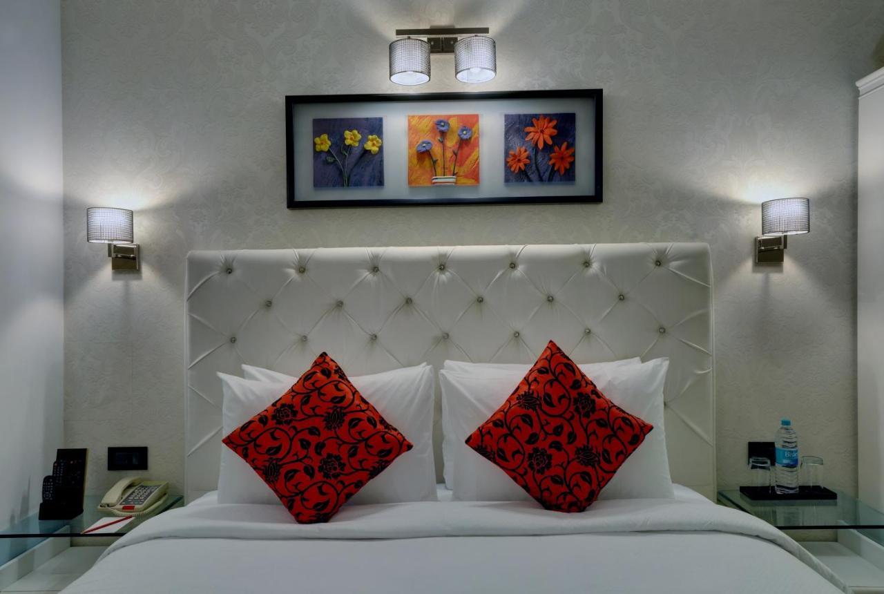 Hotel The Fern Residency Rajkot Exterior foto