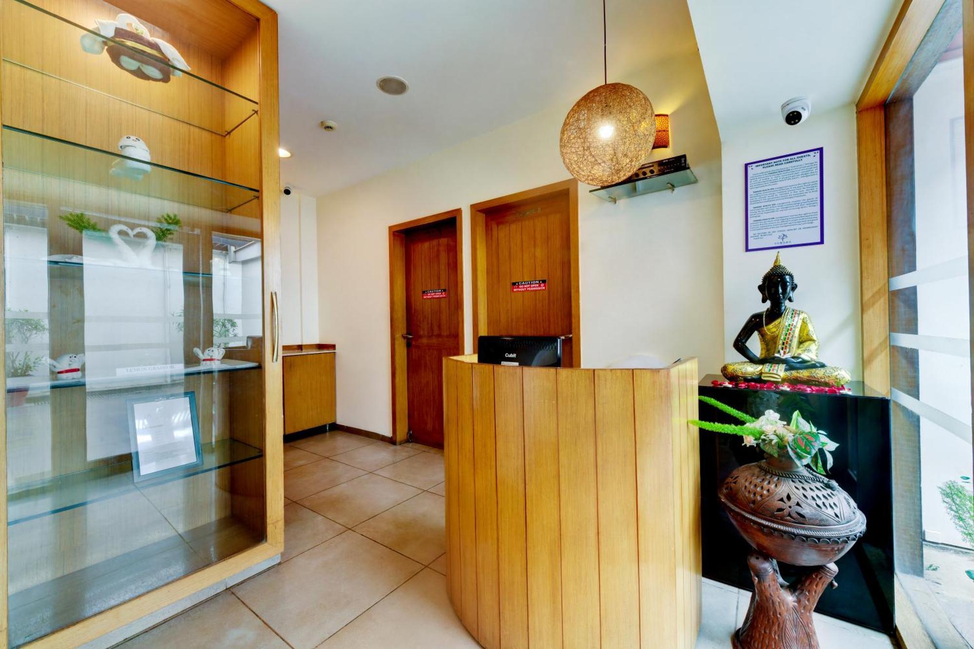 Hotel The Fern Residency Rajkot Exterior foto