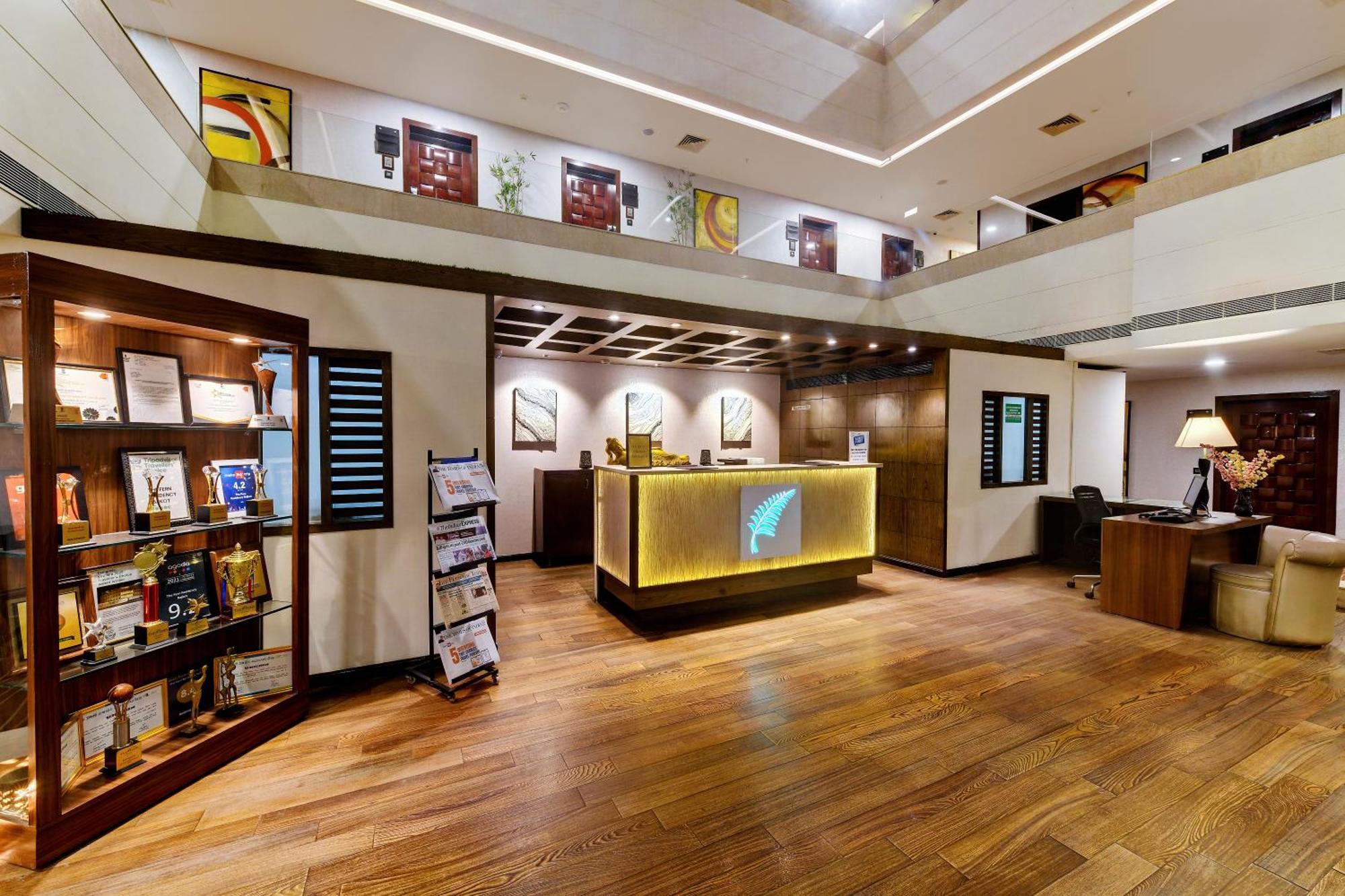 Hotel The Fern Residency Rajkot Exterior foto